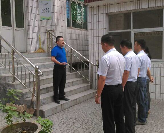 伊人直播色版下载化工總經理張文親身去到了河北正定服務中心1