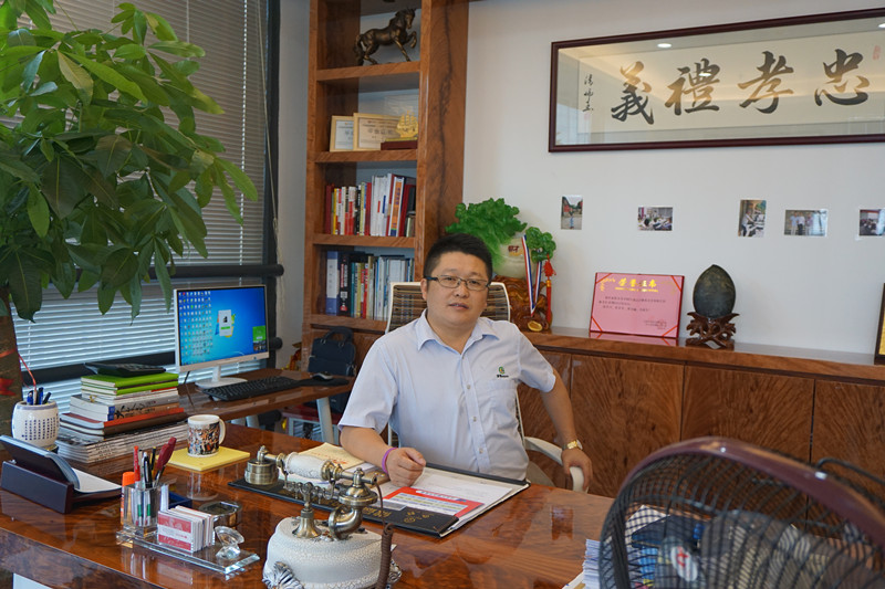 伊人直播色版下载化工伊人婷婷视频漆廠家總經理張文先生