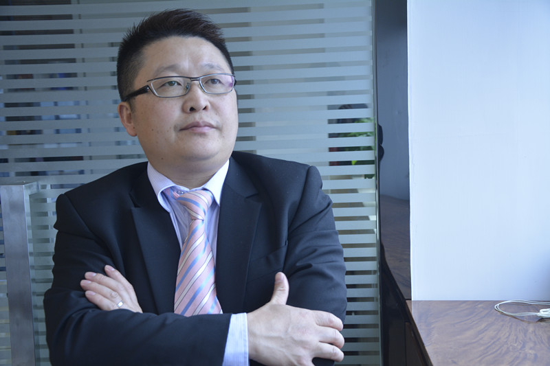 伊人直播色版下载化工總經理張文
